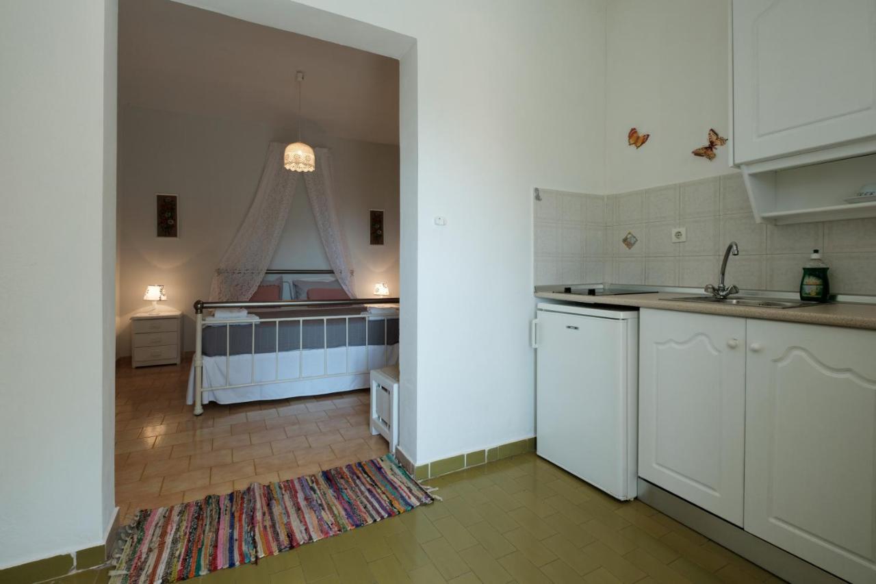 Eftyxia Apartments Paleokastritsa Bagian luar foto