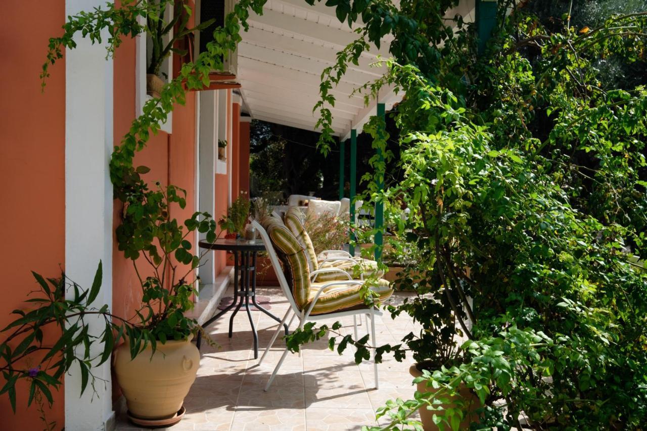 Eftyxia Apartments Paleokastritsa Bagian luar foto